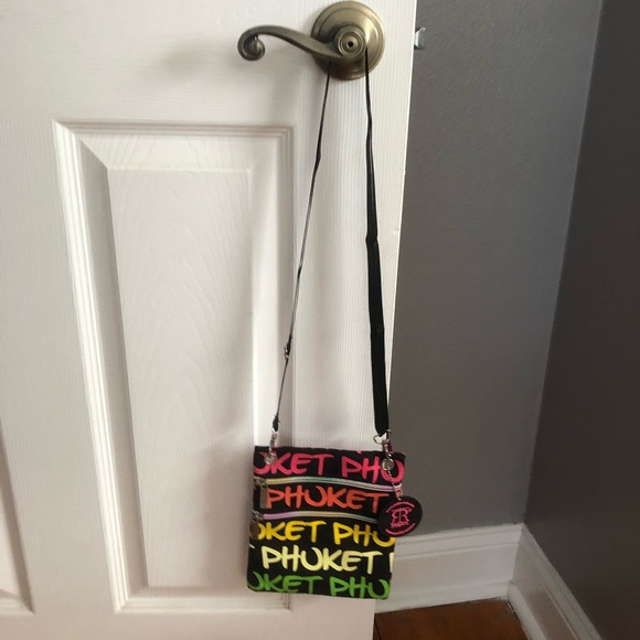 NWOT Shoulder Bag..Robin Ruth Brand - Picture 7 of 9